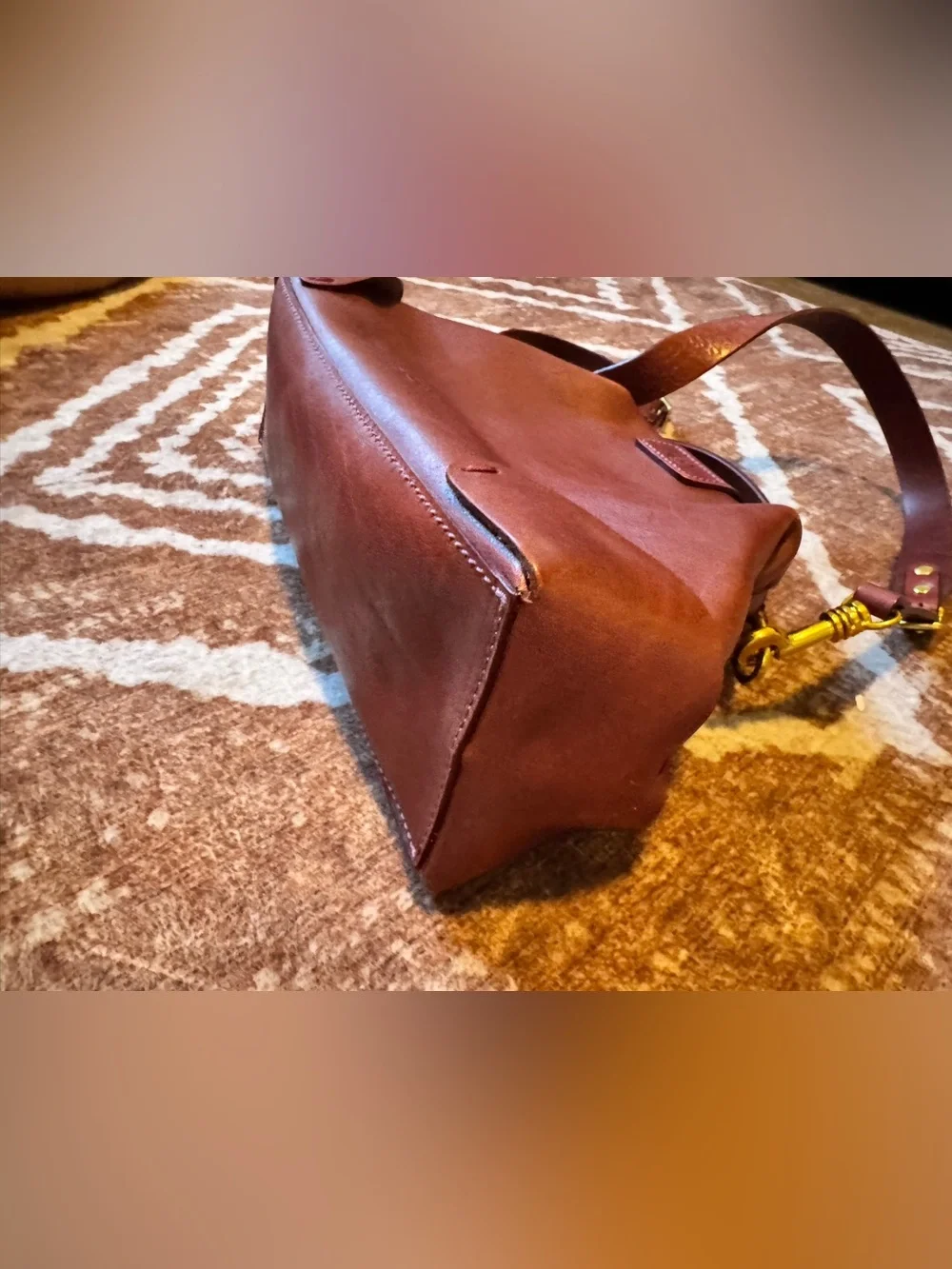 Old trend modern vintage burgundy leather dr bag brass crossbody embossed strap
